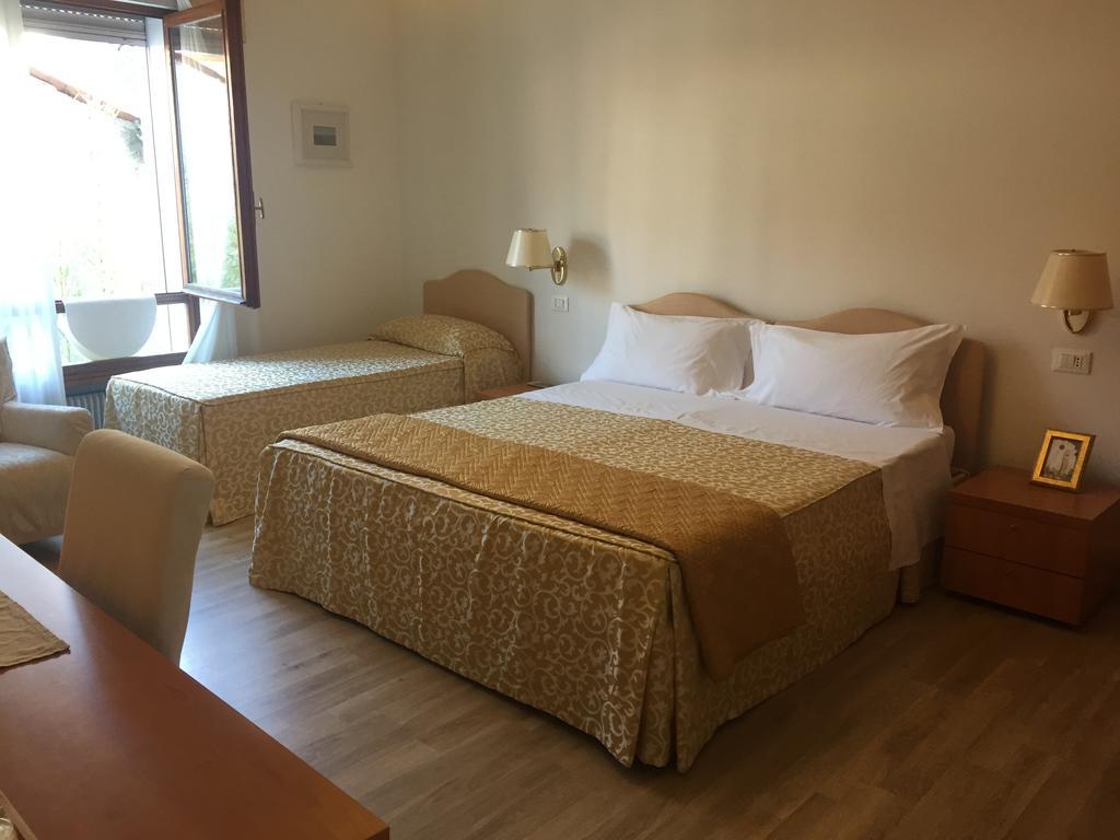 Bed and Breakfast Residenza Giacomuzzi Mestre Exterior foto